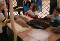 Zusammen Filzen Im Zittauer Tierpark 